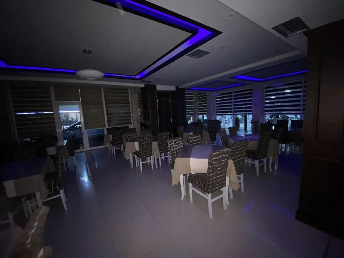 Center Park Hotel Velipoje