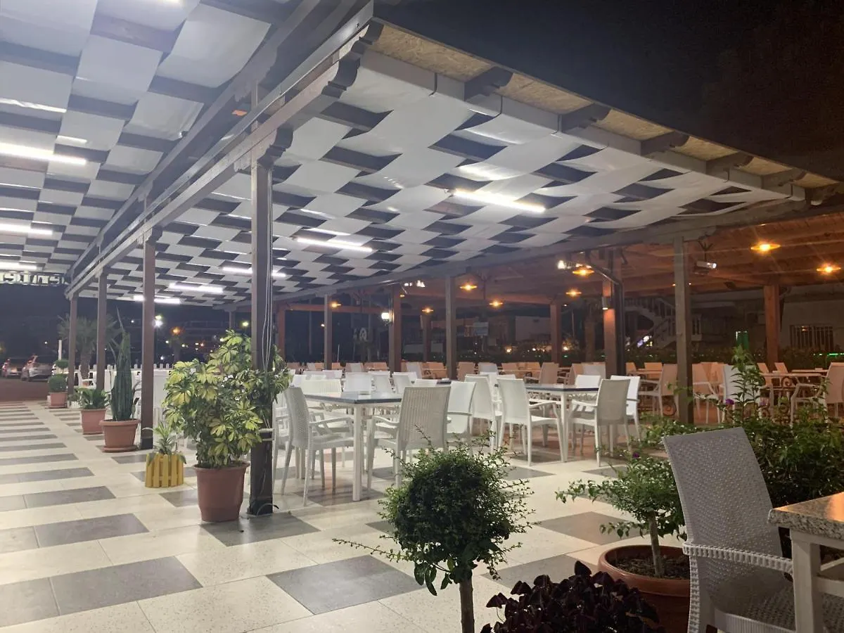 Center Park Hotel Velipoje