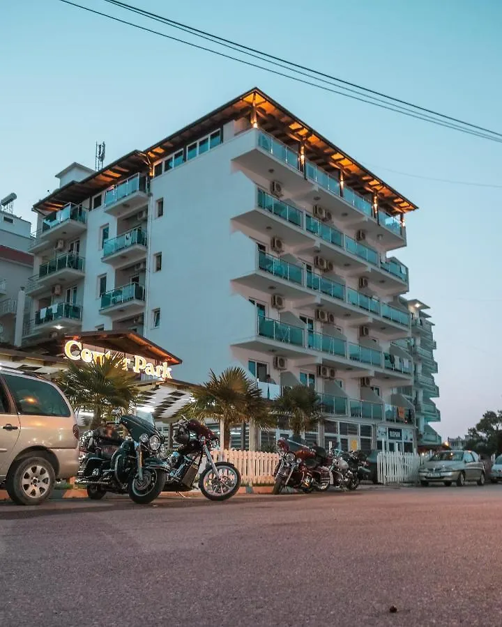 Hotel Center Park à Velipojë