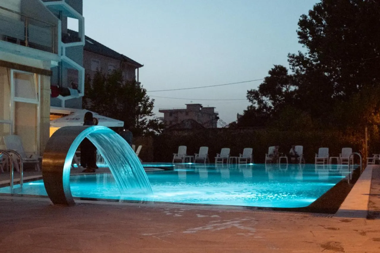 Hotel Center Park à Velipojë Albanie