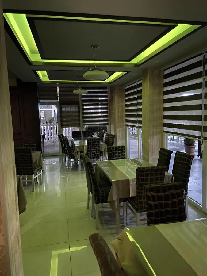 Hotel Center Park à Velipojë