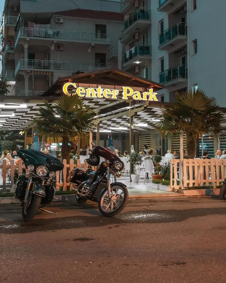Hotel Center Park à Velipojë