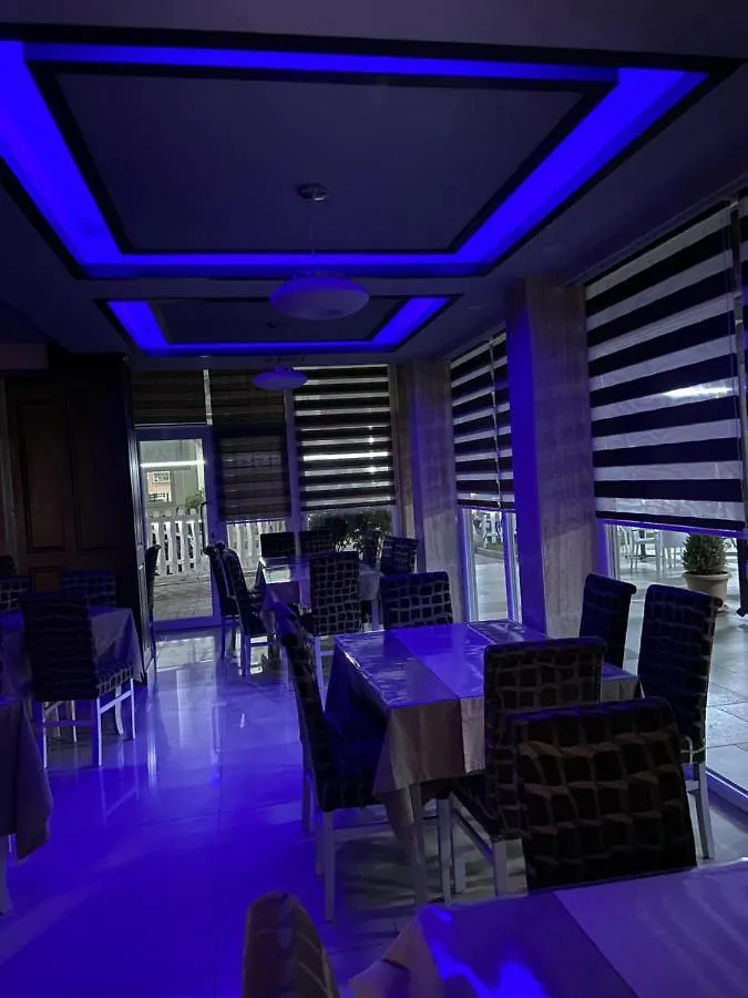 Hotel Center Park à Velipojë