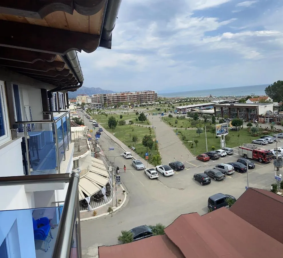 Hotel Center Park à Velipojë